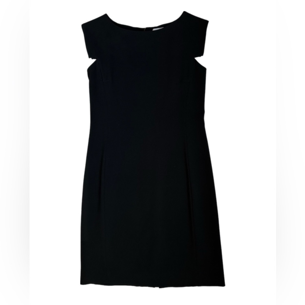 M.M. LaFleur Black Sleeveless Dress